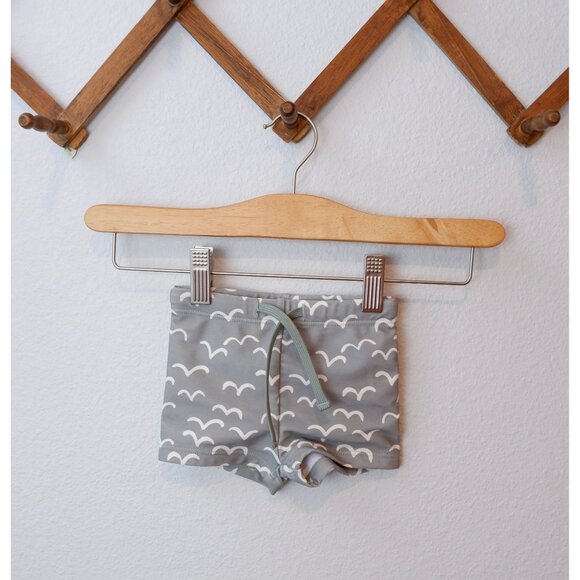 Rylee + Cru Kids Wave Pattern Rashguard Swimsuit, size 6-12 months - Picture 5 of 11